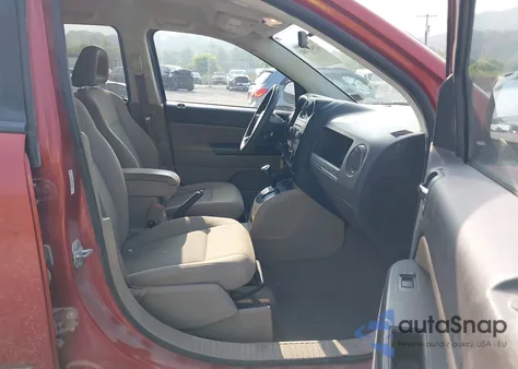 2009 Jeep Compass Sport из США, поврежденный, VIN 1J4FF47B39D207991